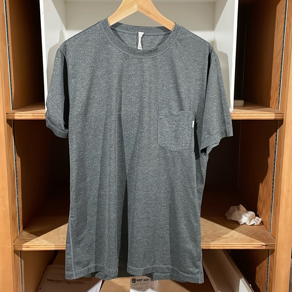 Vuori Tradewind Pocket T Grey Sz M
